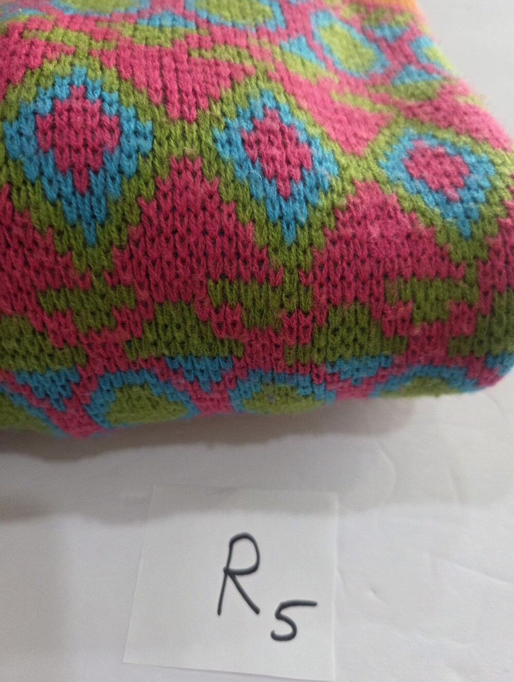 VTG. In Pulse Neon Pink Multicolor Geometric Turtleneck Sweater Sz.L - Picture 9 of 9